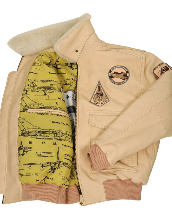 Men's beige leather jacket.