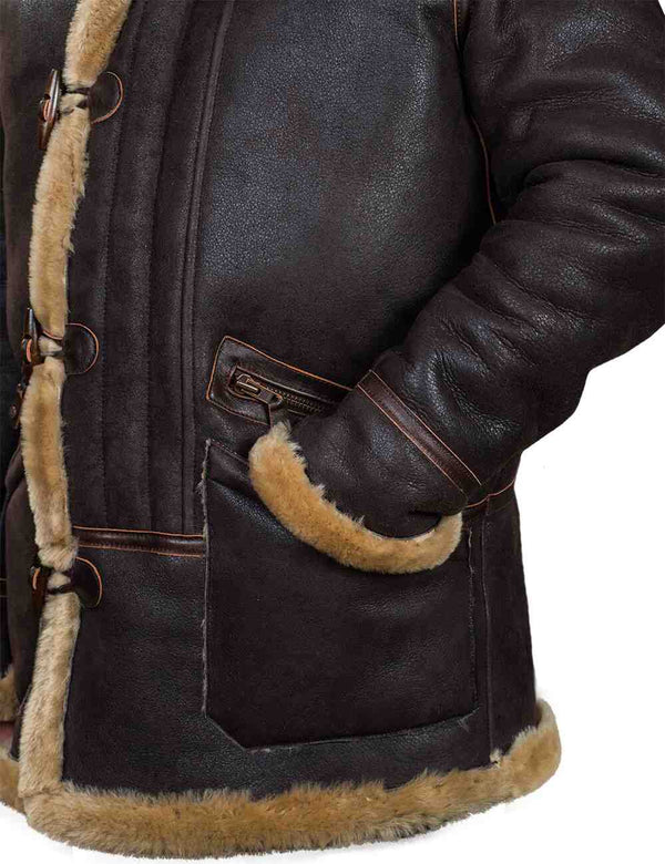 Men's brown sheepskin coat.