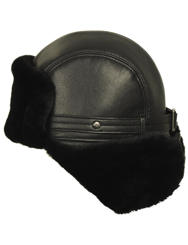 Men's black trapper hat made of leather and sheepskin, side view.