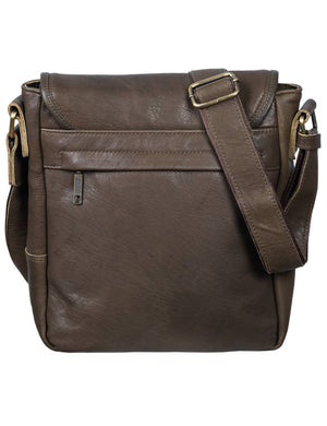 Men's olive leather bag, view from the back.